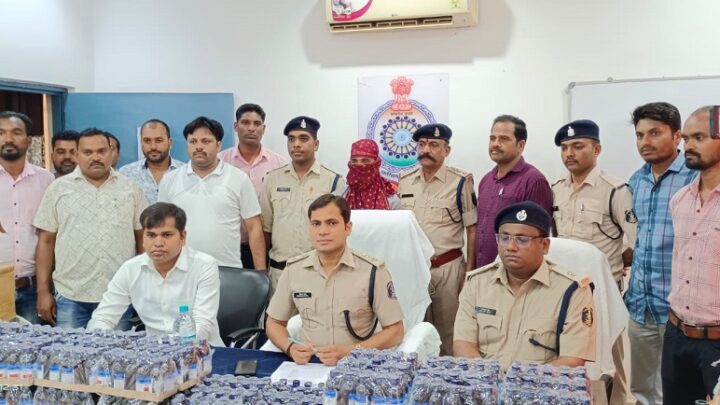 महासमुन्द पुलिस की नशे के सौदागर पर अब तक कि सबसे बडी कार्यवाही, भारी मात्रा में प्रतिबंधित नशीली टेबलेट व कोडीन युक्त सिरप के साथ 01 अन्तर्राजीय आरोपी गिरफ्तार