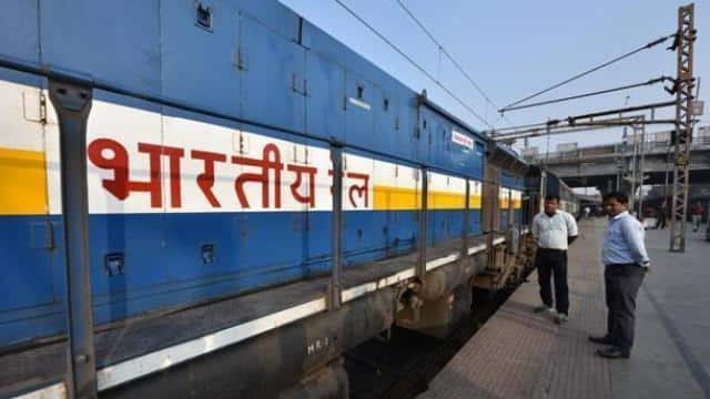 RRB ALP : रेलवे में कैसे बनें लोको पायलट, क्या होती है योग्यता और क्या होता है इनका काम