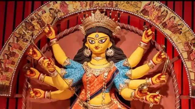 Navratri : शारदीय नवरात्र कल से, गज पर सवार होकर आएंगी मां, इस समय तक कर सकते हैं कलश स्थापना