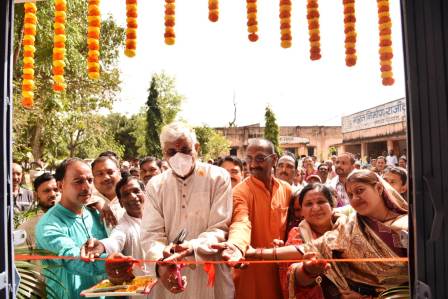 स्वास्थ्य मंत्री ने सिंहदेव जनपद सभाकक्ष व प्राथमिक स्वास्थ्य केंद्र का किया लोकार्पण