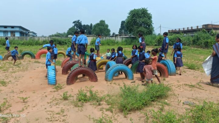 रायगढ़: बेकार हो चुके गाड़ी के पहिए अब बच्चों में शारीरिक विकास को दे रहे रफ्तार