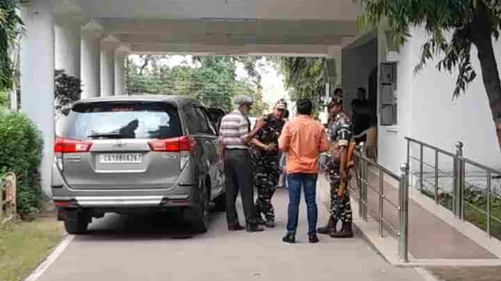 ED’s raid in Korba Collectorate : कोरबा कलेक्ट्रेट में ED ने दी दबिश, इस अधिकारी से हो रही पूछताछ