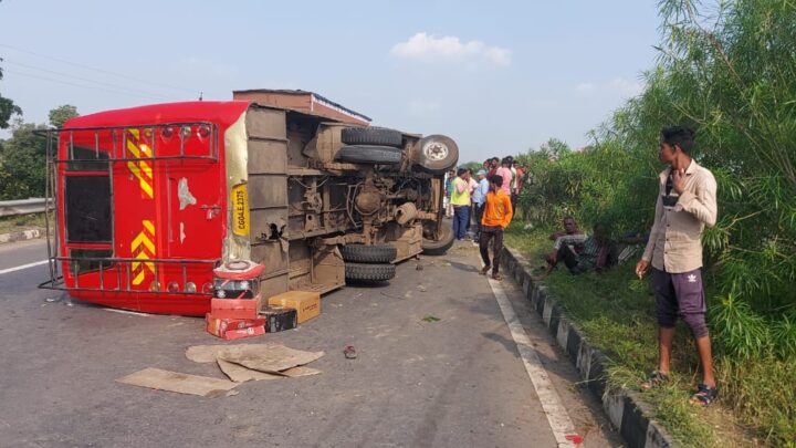 महासमुन्द पुलिस की तत्परता से बची यात्रियों की जान