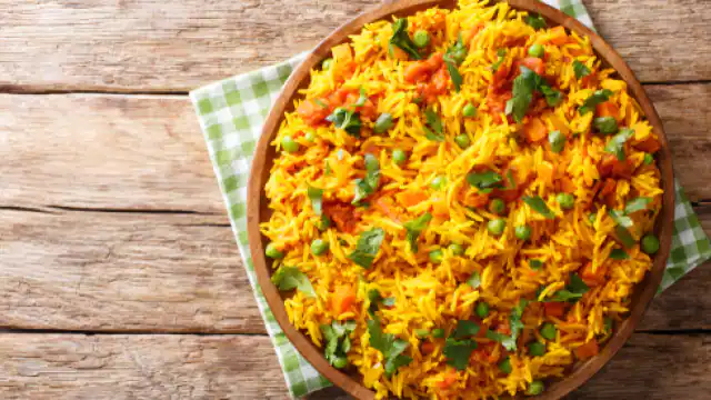 Pulao Recipe: खाने में इस तरह से बनाएं देसी पुलाव, लजीज स्वाद का हर कोई हो जाएगा दीवाना