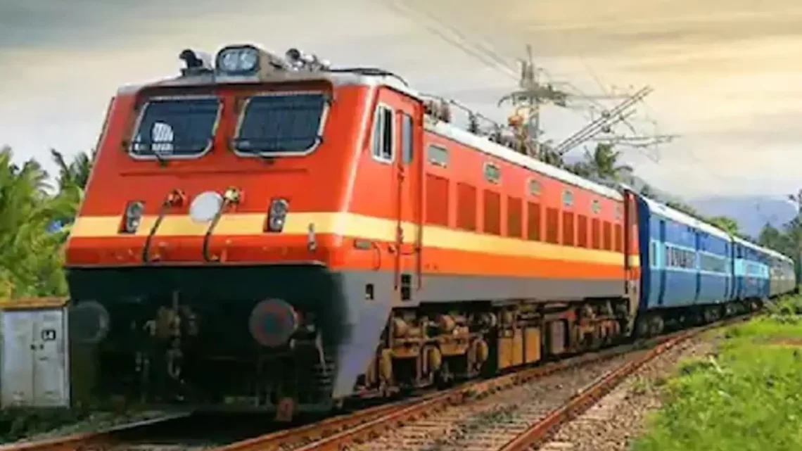 Railway Recruitment 2022-23 : रेलवे में निकली है 2400 से अधिक पदों पर भर्तियां, 10वीं पास भी कर सकेंगे आवेदन…यहां देखे पूरी डिटेल