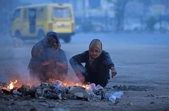 प्रदेश में तापमान में गिरावट का सिलसिला जारी,रात में ठंड हवाओं से बढ़ी कंपकंपी