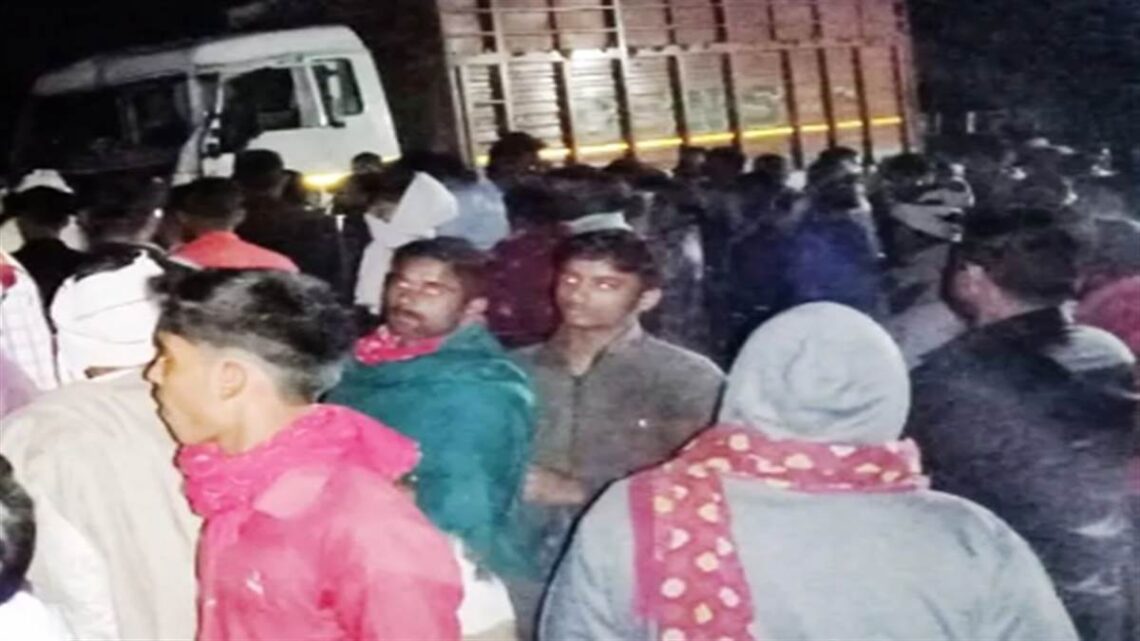 BIHAR : एक ट्रक के सड़क किनारे बस्ती में घुस जाने से आठ बच्चों समेत 12 लोगों की मौत 