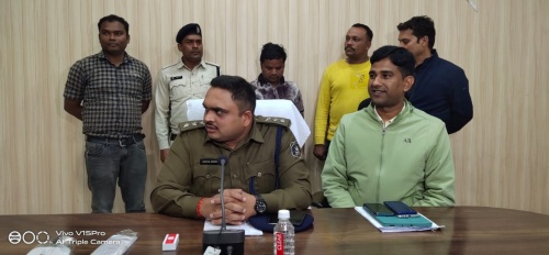 ज्वेलरी गोलीकांड के मुख्य आरोपी रमजान को रायगढ़ पुलिस ने किया गिरफ्तार