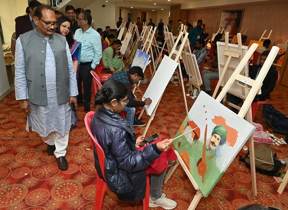 मंत्री टेकाम ने किया शहीद वीर नारायण सिंह स्मृति चित्रकला प्रतियोगिता का शुभारंभ