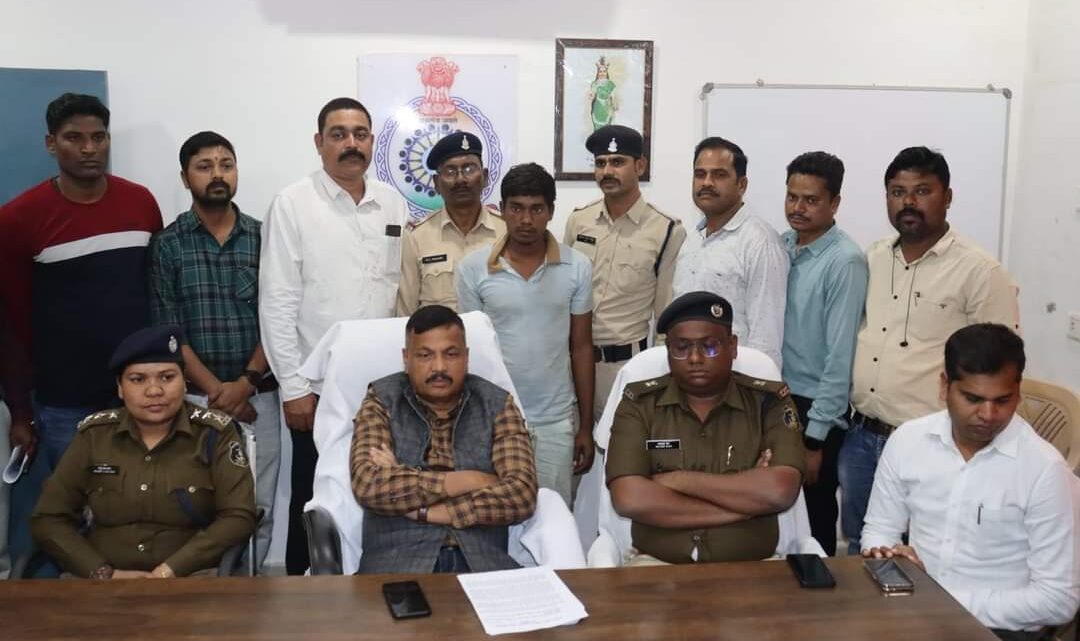 पुलिस अधीक्षक धर्मेन्द्र सिंह (IPS) के निर्देश में महासमुन्द जेल से फरार सजायाब कैदी गिरफ्तार