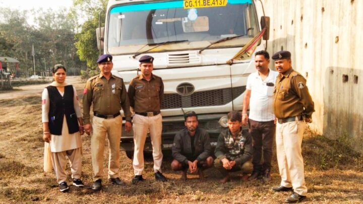 KORBA CRIME  : कुसमुंडा खदान में कोयला चोरी करने वाले आरोपी पुलिस के गिरफ्त में….ट्रेलर व कोयला जफ्त,