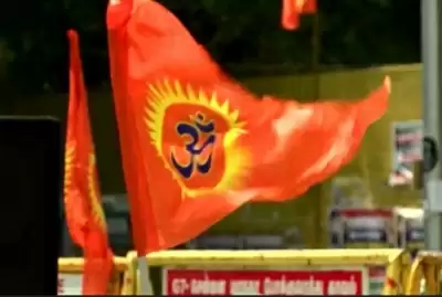 VHP ने स्कूलों से कहा, हिंदू बच्चों को सांता क्लॉज नहीं बनाएं !