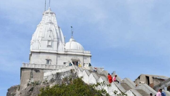 जैन तीर्थ सम्मेद शिखर अब नहीं बनेगा पर्यटन स्थल, देश भर में प्रदर्शन के बाद फै़सला वापस