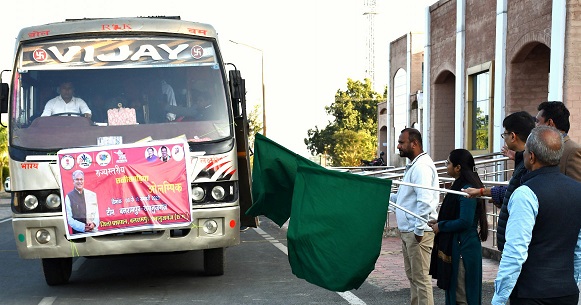 छत्तीसगढ़िया ओलंपिक के राज्य स्तरीय प्रतियोगिता में हिस्सा लेने 62 प्रतिभागियों का दल हुआ रवाना