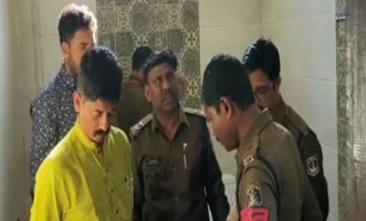 कांग्रेस प्रदेश प्रवक्ता विष्णु सिंह देव के घर में चोरी,14 लाख के सोने-चांदी के गहनों पर हाथ साफ कर गए