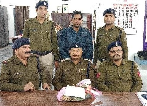 अवैध गांजा परिवहन करने वाले दो आरोपी को चांपा पुलिस ने किया गिरफ्तार