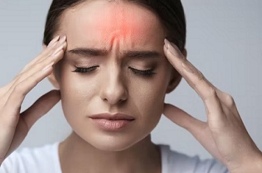 HEALTH NEWS : बदलते मौसम में आपको भी ट्रिगर करता है MIGRAINE, तो पढ़े ये टिप्स