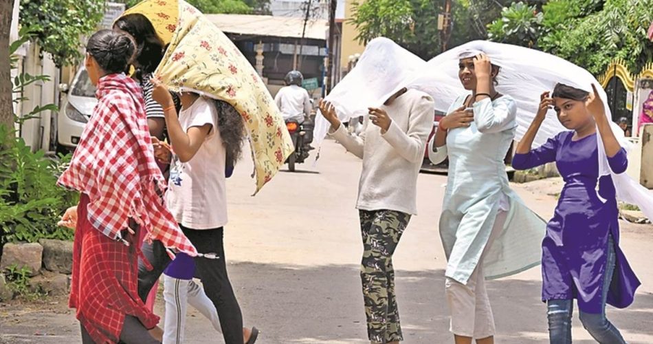 CG Weather Update : अब बदल रहा प्रदेश का मौसम, तापमान में बढ़ोतरी शुरू, अब दिन में होने लगा गर्मी का अहसास