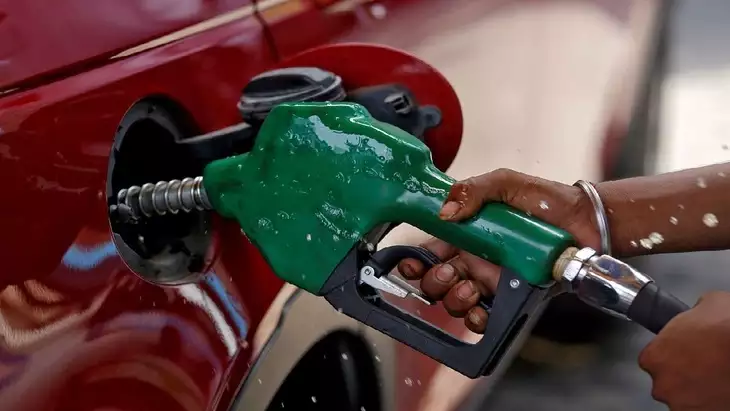 Petrol-Diesel Price Today: फटाफट चेक करें पेट्रोल-डीजल की कीमतें, ये है आसान तरीका