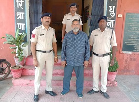 Janjgir-Champa : आत्महत्या के लिए दुष्प्रेरित करने वाला फरार आरोपी को बम्हनीडीह पुलिस ने किया गिरफ्तार