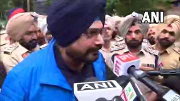 BIG BREAKING : Navjot Singh Sidhu को जेल से रिहा किया गया, VIDEO….