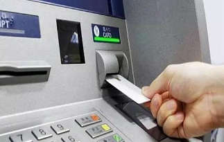 CG CRIME : ATM के आसपास घूम रहे शातिर, सावधान रहे….