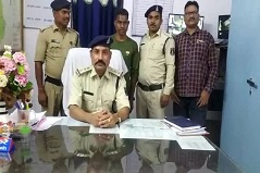 Dhamtari Crime : डरा धमका कर एक शादीशुदा महिला से दुष्कर्म, आरोपी गिरफ्तार