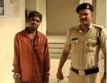 Raipur Crime : अवैध शराब परिवहन करते आरोपी गिरफ्तार