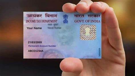 Pan Card में अपडेट करना चाहते हैं अपना नाम, फोटो और पता? इन तरीकों से तुरंत हो जाएगा काम