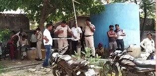 CG Breaking : स्कूल में लाश मिलने से गांव में फैली सनसनी….