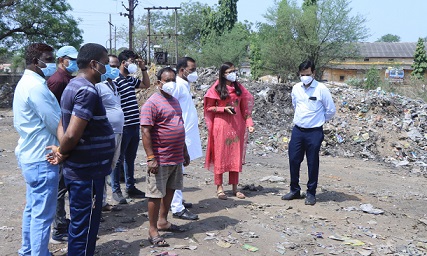 कलेक्टर ने जिले के शांति नगर क्षेत्र के स्वच्छता कार्य का किया औचक निरीक्षण