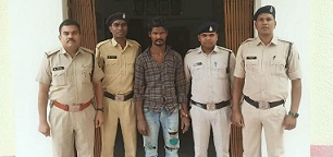 कटघोरा पुलिस द्वारा दुष्कर्म के आरोपी को रिपोर्ट के महज 05 घंटे के भीतर किया गिरफ्तार