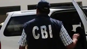 CBI की रेड में अधिकारी के घर से 20 करोड़ कैश बरामद…