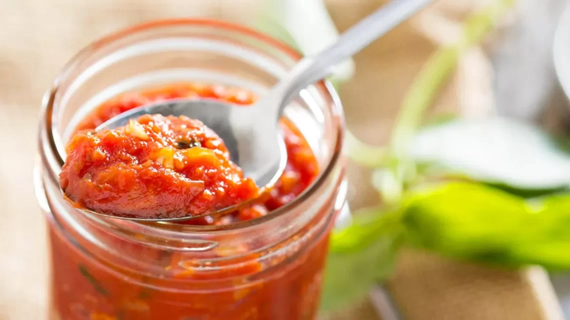 Healthy Chutney: गर्मियों में लू से बचने और पेट की परेशानी दूर करने में बेहद फायदेमंद है ये चटनी