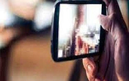 CG CRIME : 17 साल के स्टूडेंट ने छात्रा का रेप करके बनाया Nude Video, वीडियो वायरल करने की धमकी देकर मांगे 12 लाख रुपए