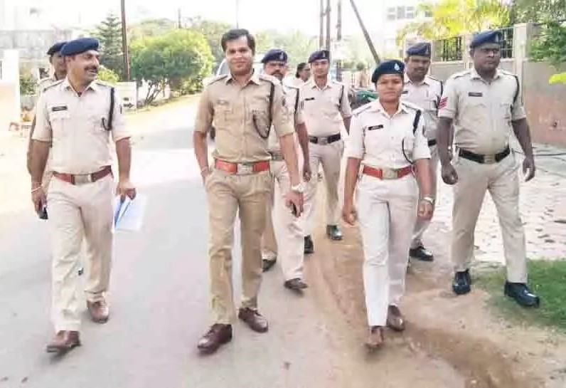 Mahasamund Police ने चलाया चेकिंग अभियान…..