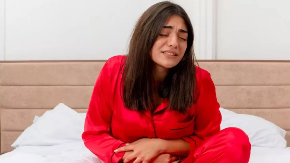 Menstrual Cramps: पीरियड्स के दौरान खाएं ये 7 चीजें, दर्द से मिलेगा आराम