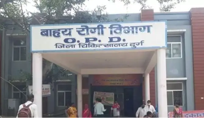 Suicide in district hospital: जिला अस्पताल में आत्महत्या, तीसरी मंजिल से कूदा मरीज, मौत…