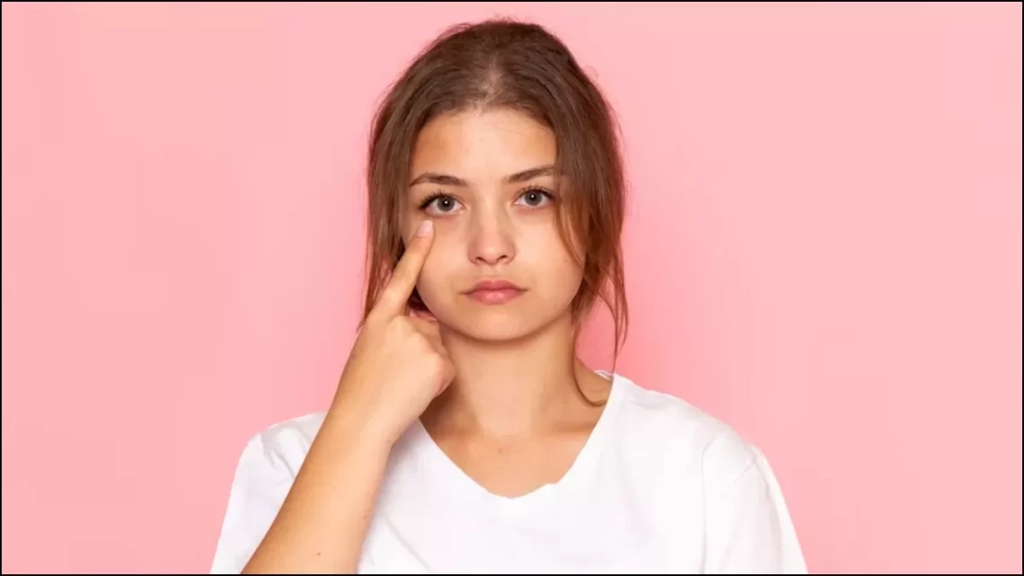 Dark Circles: खाने में इन न्यूट्रिएंट्स की कमी बन सकती है डार्क सर्कल्स की वजह, आज ही करें डाइट में शामिल