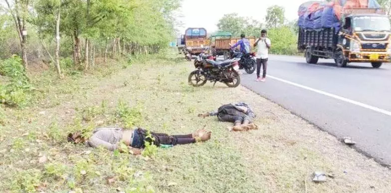 CG BREAKING : तेज रफ्तार वाहन ने पैदल चल रहे युवकों को रौंदा, एक की मौत….