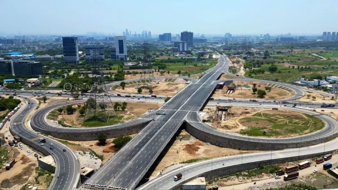 Dwarka Expressway: क्यों सुर्खियों में बना हुआ है ये 8 लेन वाला एक्सप्रेसवे, बनाने में खर्च होंगे 9000 करोड़