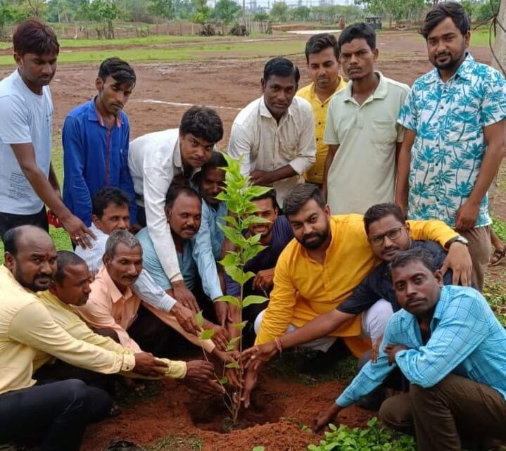 धरसीवा विधानसभा क्षेत्र में हरेली महोत्सव में शामिल हुए भावेश बघेल