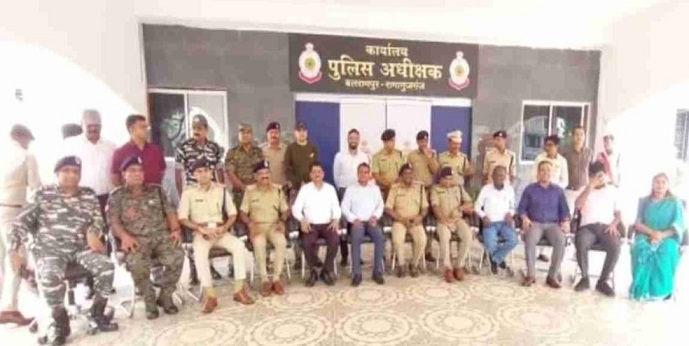 शांतिपूर्वक विस चुनाव कराने 4 राज्यों के पुलिस अधिकारियों ने रणनीति बनाई