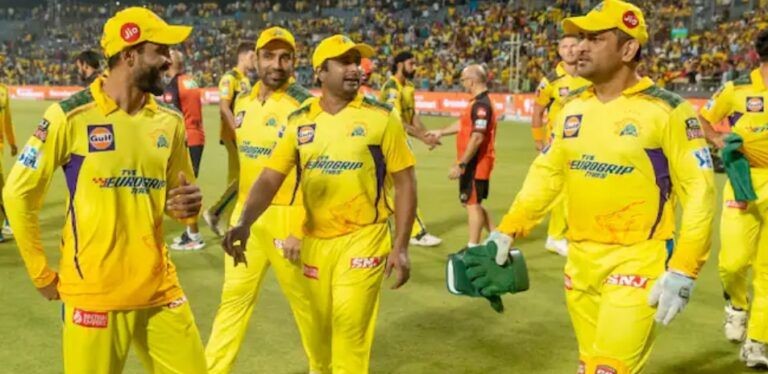 CSK का जलवा बरकरार, महेन्द्र सिंह धोनी की चेन्नई बनी सबसे पॉपुलर टीम