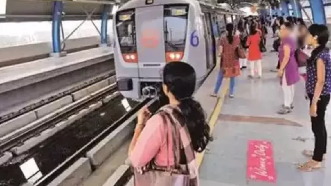 Delhi Metro में चोरी करने वाली महिलाओं का गिरोह गिरफ्तार