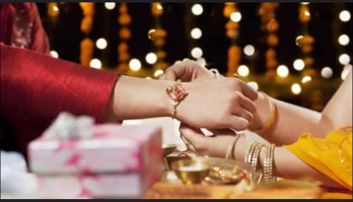 Rakshabandhan Useful Gifts: इन यूजफुल गिफ्ट्स से बना दें बहनों के इस रक्षाबंधन को यादगार