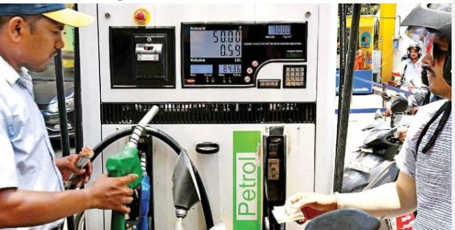 Petrol Diesel Price: पेट्रोल-डीजल में राहत जारी, जानिए दिल्ली से मुंबई तक क्या हैं लेटेस्ट रेट्स