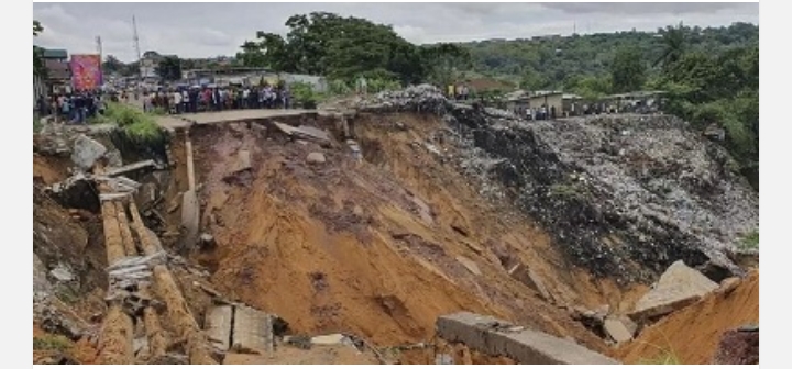 उत्तर-पश्चिमी कांगो में मूसलाधार बारिश के कारण भूस्खलन होने से 17 लोगों की मौत