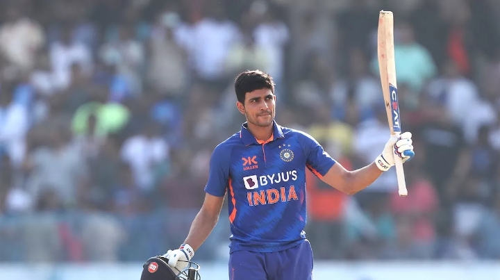 IND vs AUS: Shubman Gill ने शतक जड़कर रिकॉर्ड बुक में मचाई उथल-पुथल, रचा नया इतिहास, Hashim Amla को छोड़ा पीछे