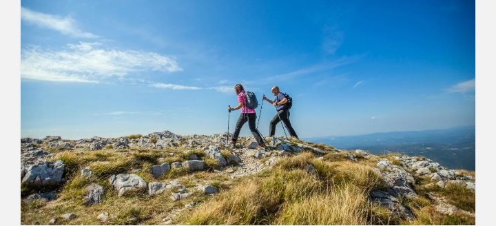 Best Treks in October: अक्टूबर में ट्रैकिंग के लिए निकल जाएं भारत की इन खूबसूरत और एडवेंचर से भरी जगहों पर